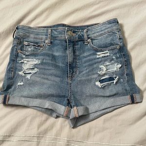 AMERICAN EAGLE DENIM SHORTS